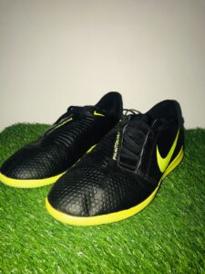 NIKE PHANTOM VENOM-BLACK AND YELLOW-UK6.5
