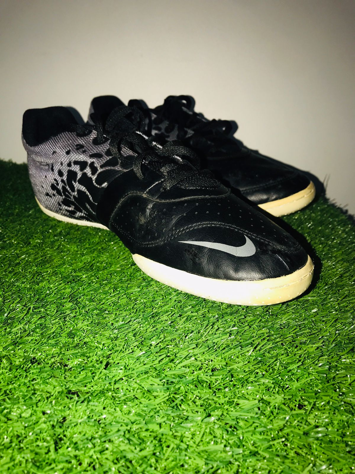 IMG-20241230-WA0097 NIKE ELASTICO II-BLACK-UK9 - Image 1